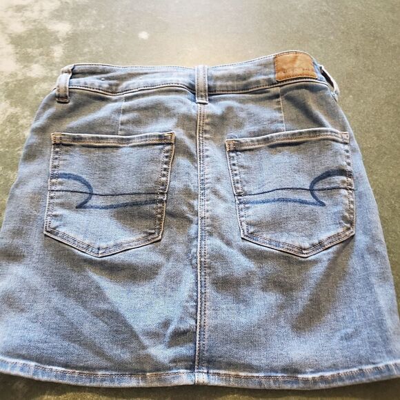 American Eagle  Next level stretch High Rise Mini Skirt sz 2 - Picture 2 of 6